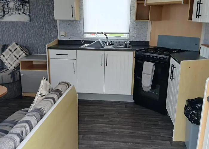 Golden Palm 8 Berth Chapel Saint Leanords, Ingoldmells, Skegness Caravan
